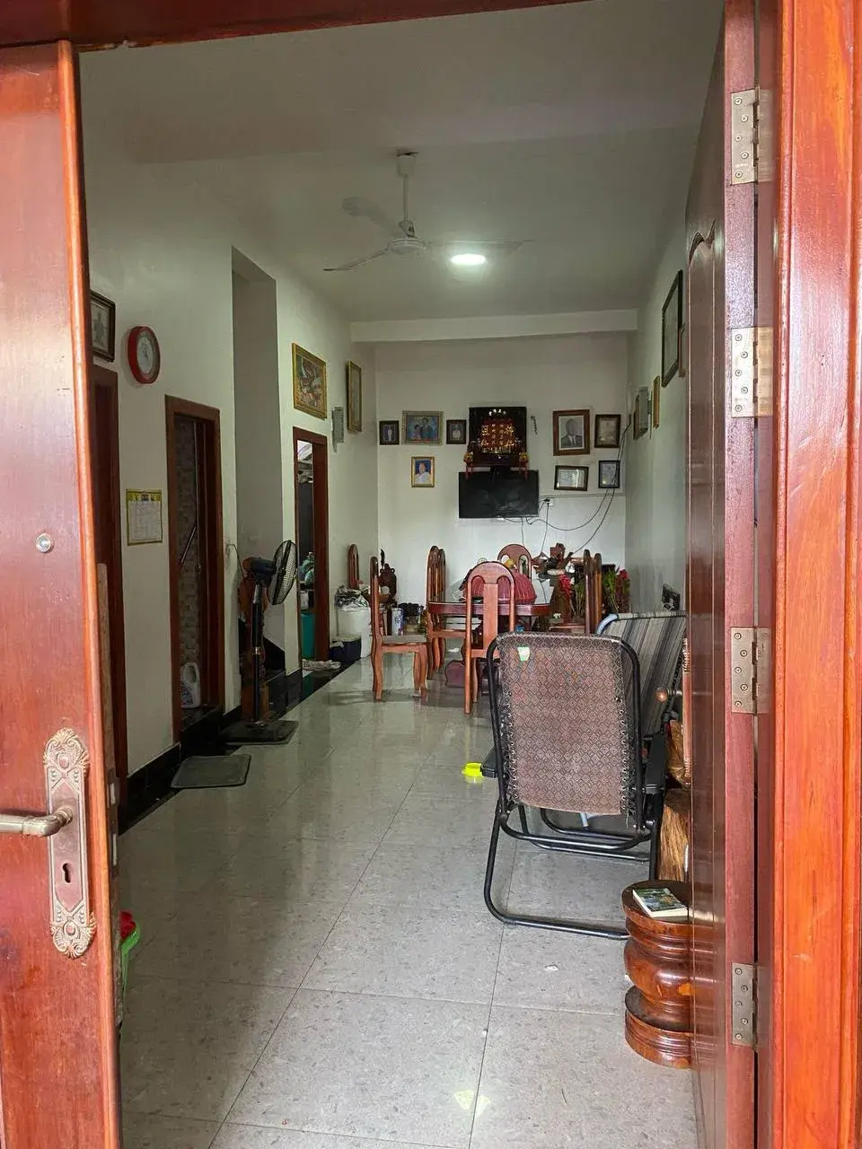 Ordinary house or business house